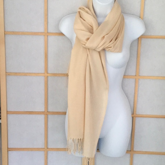 Cream Pashmina Wrap Large Soft - Picture 2 of 8